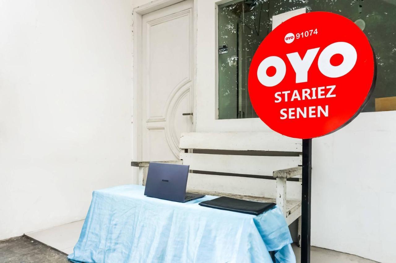 Super Oyo 91074 Stariez Senen Syariah Hotel Джакарта Екстериор снимка