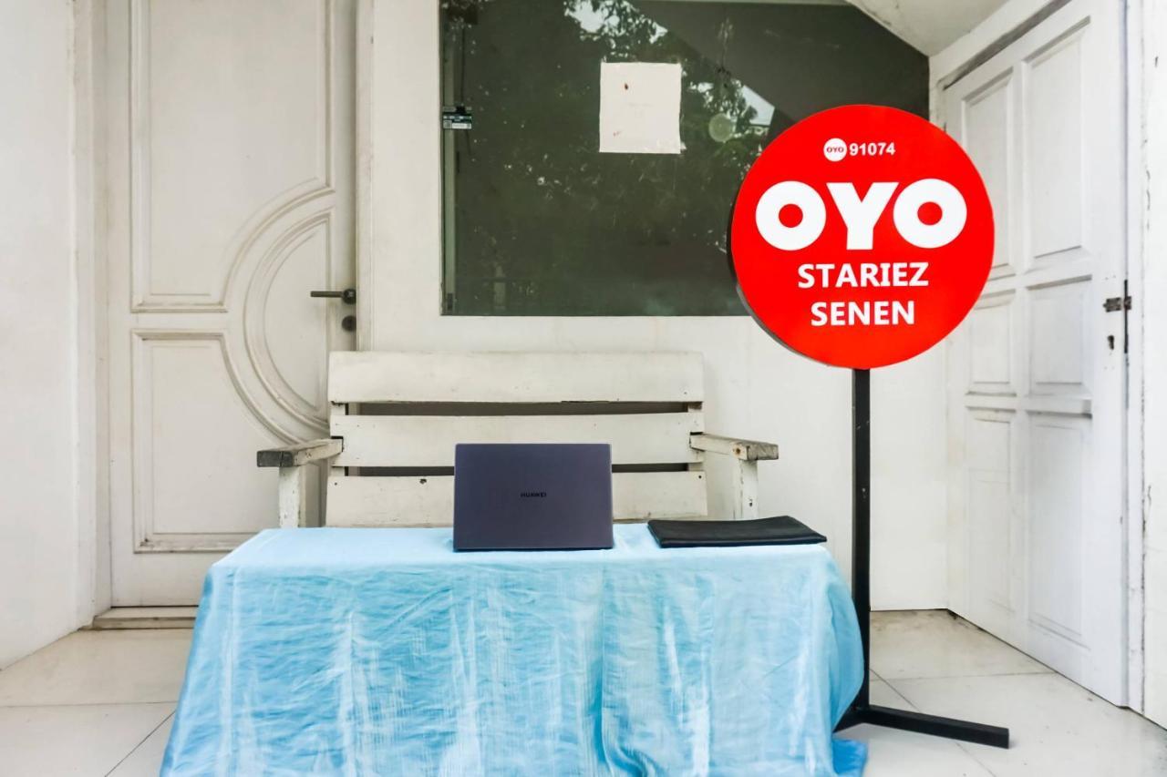 Super Oyo 91074 Stariez Senen Syariah Hotel Джакарта Екстериор снимка